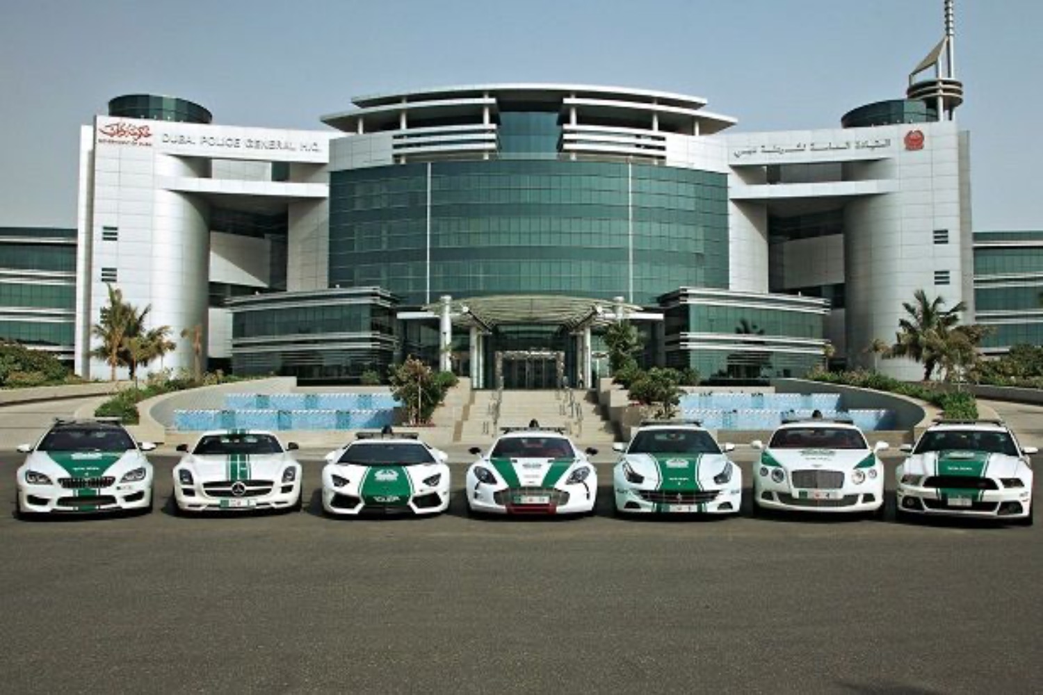 Dubais Polizei fährt Supercars – Luxus trifft Sicherheit | Die Geissens Real Estate | Luxus Immobilien mit Carmen und Robert Geiss – Die Geissens in Dubai